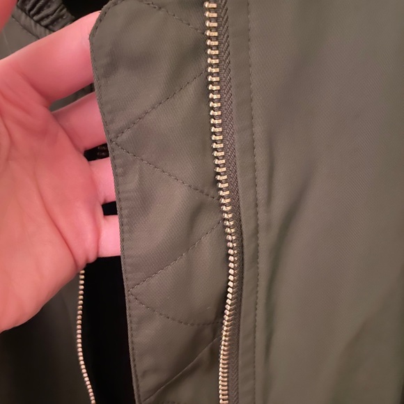 Michael Kors Bomber Jacket - Offers Welcome - Picture 9 of 13